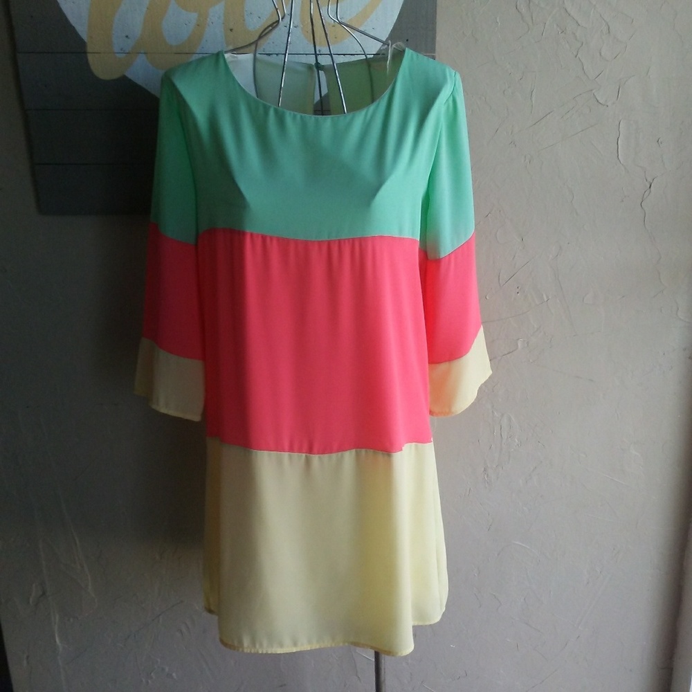 ⏬$25 Cocolove Dress Size L
